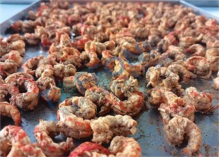 即食虾仁冻干：海鲜冻干机应用麻辣小龙虾仁冻干